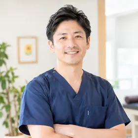 ひまわり整骨院 院長 佐藤 陽介